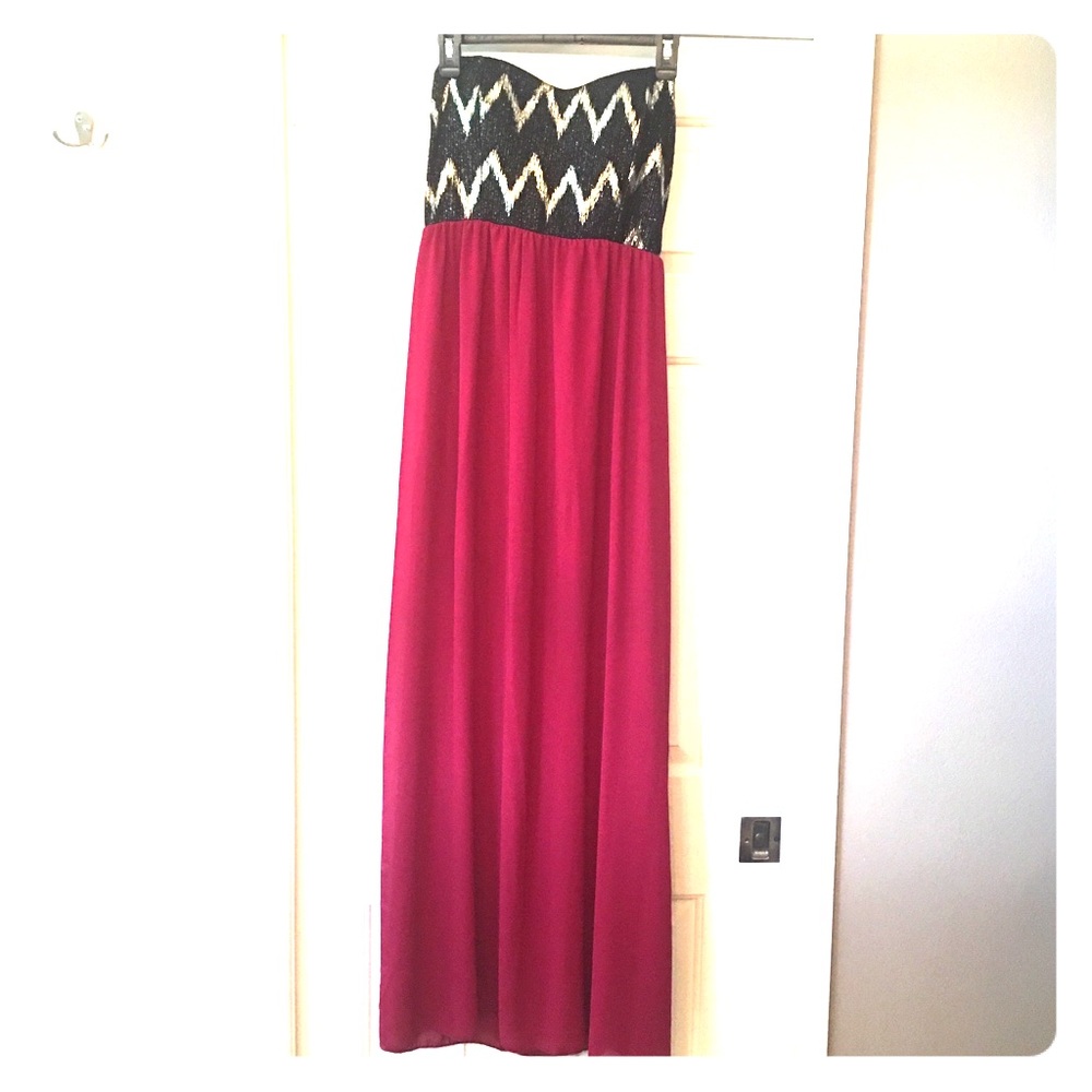 Strapless Chevron Maxi Dress